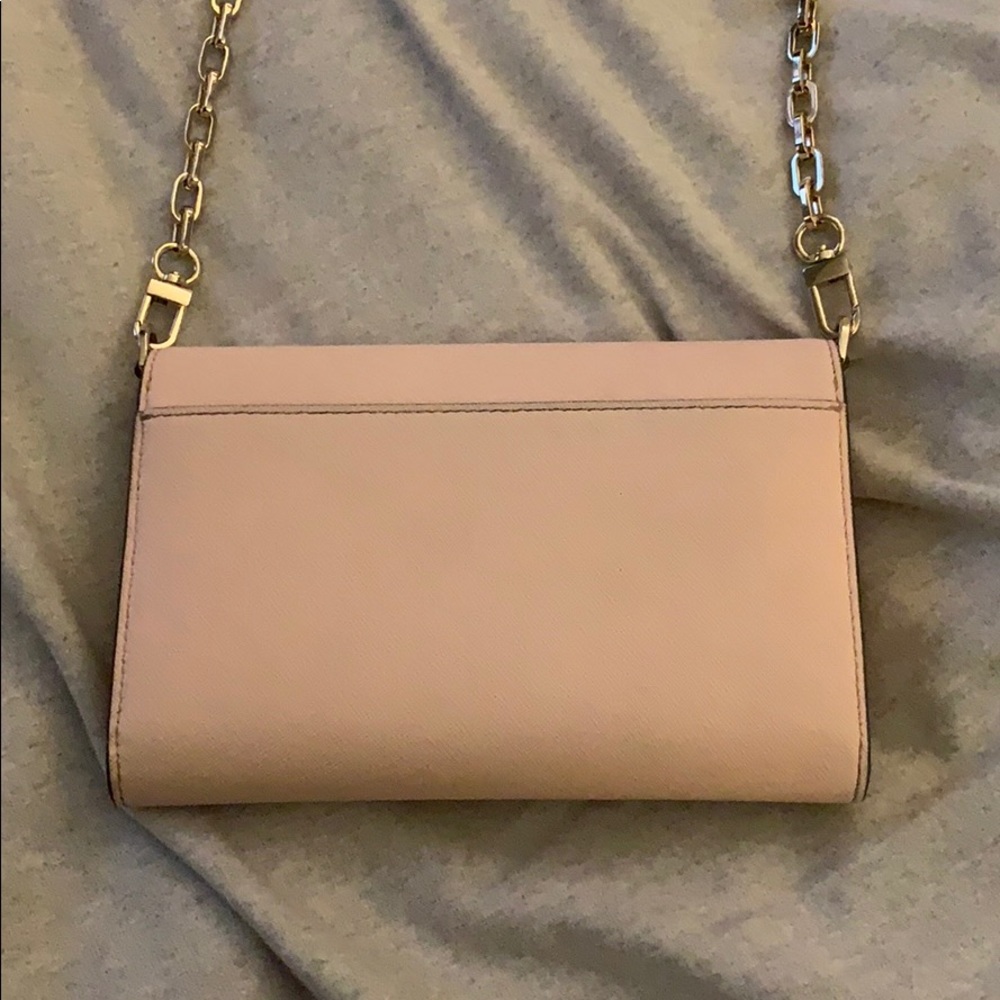 Tory Burch Wallet on a chain - Picture 2 of 5